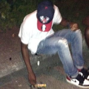 Meet your Posher, Khari